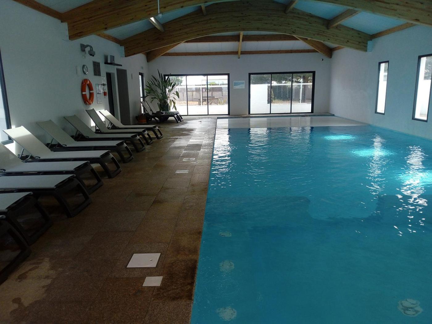 Joli Chalet Pour 6, Residence Avec Piscine La Parée Preneau Exterior foto